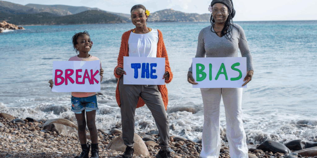 女の子が自信を持って未来を選ぶ姿を象徴するビジュアル。無意識の思い込み（アンコンシャスバイアス）に気づき、STEMへの興味と可能性を広げるSheSTEM Japanのメッセージ。